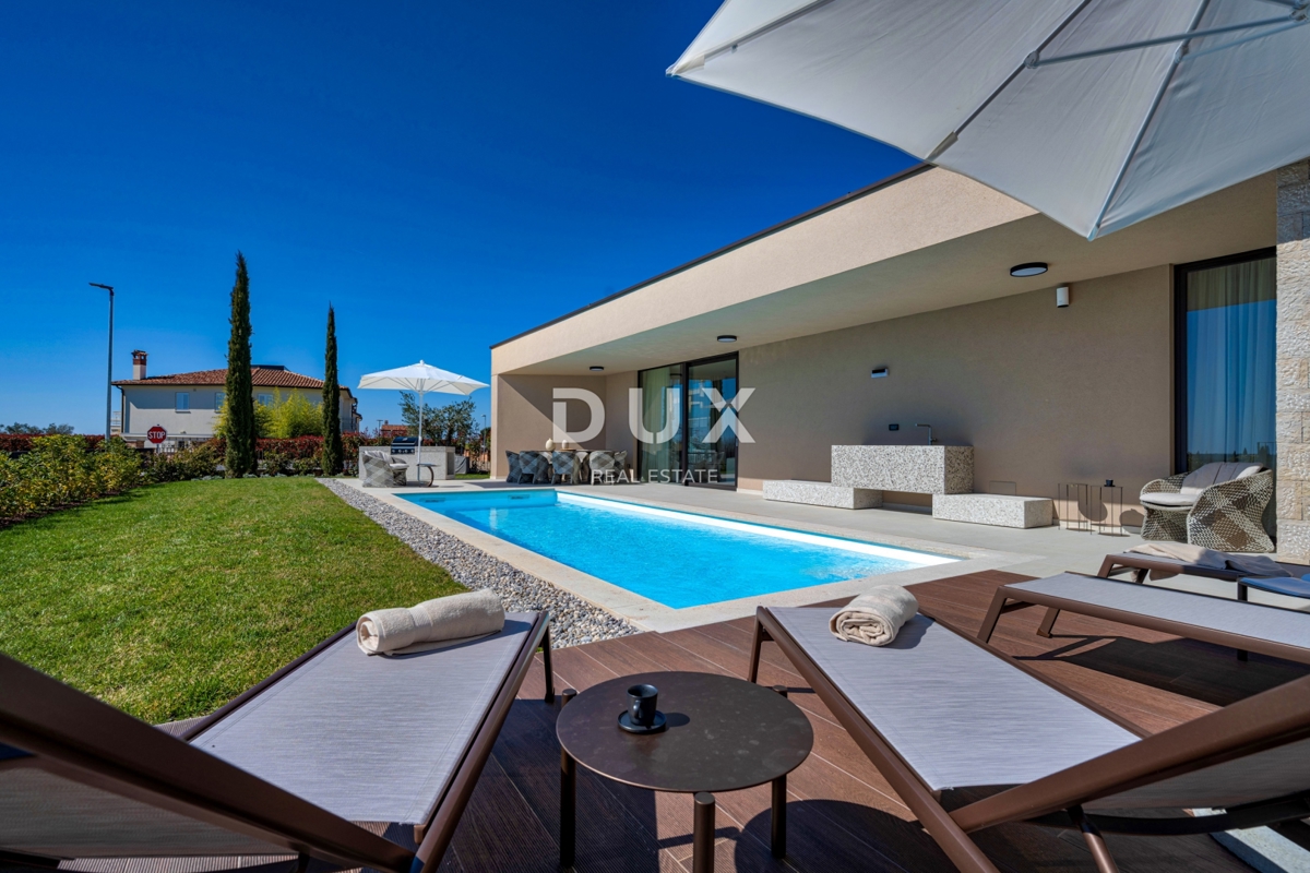 ISTRA, POREČ - Luksuzna hiša z bazenom na robu vasi