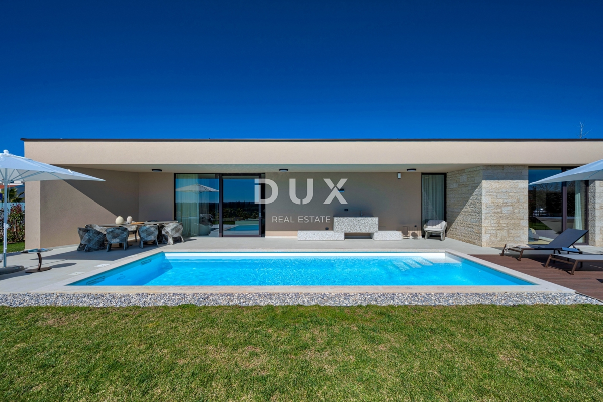 ISTRA, POREČ - Luksuzna hiša z bazenom na robu vasi