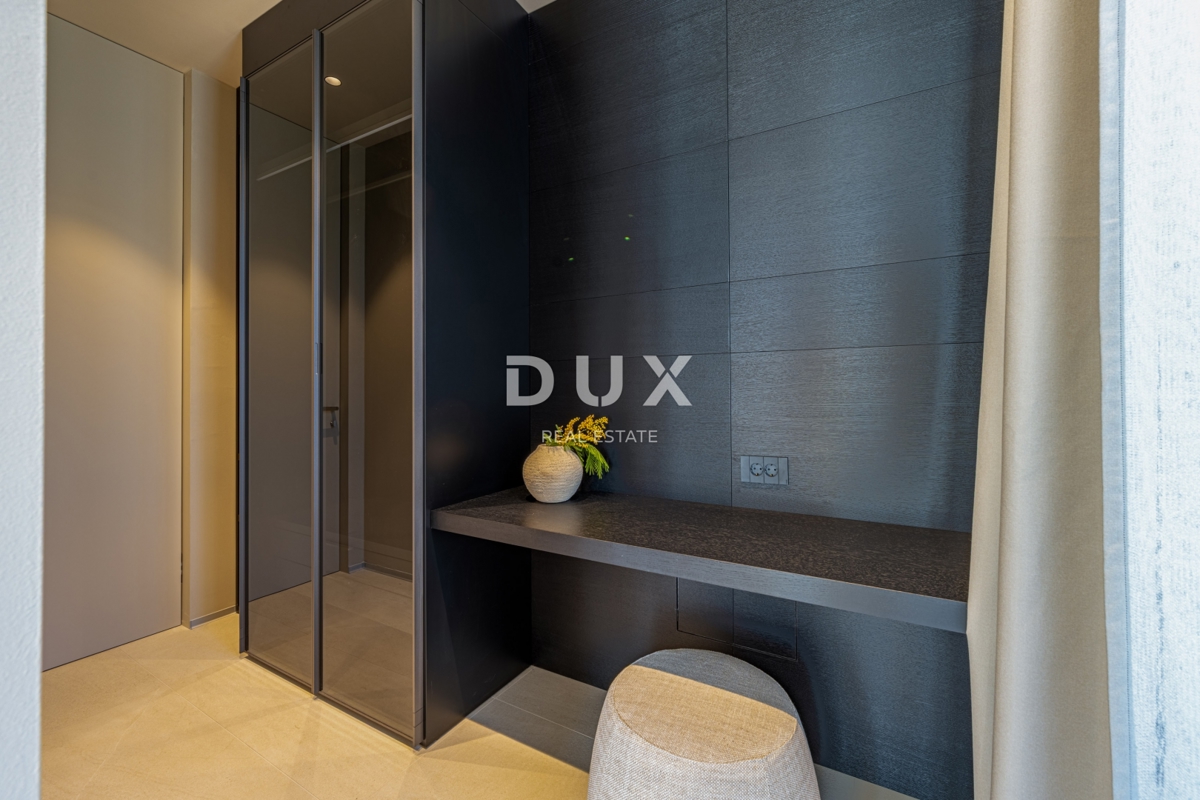 ISTRA, POREČ - Luksuzna hiša z bazenom na robu vasi