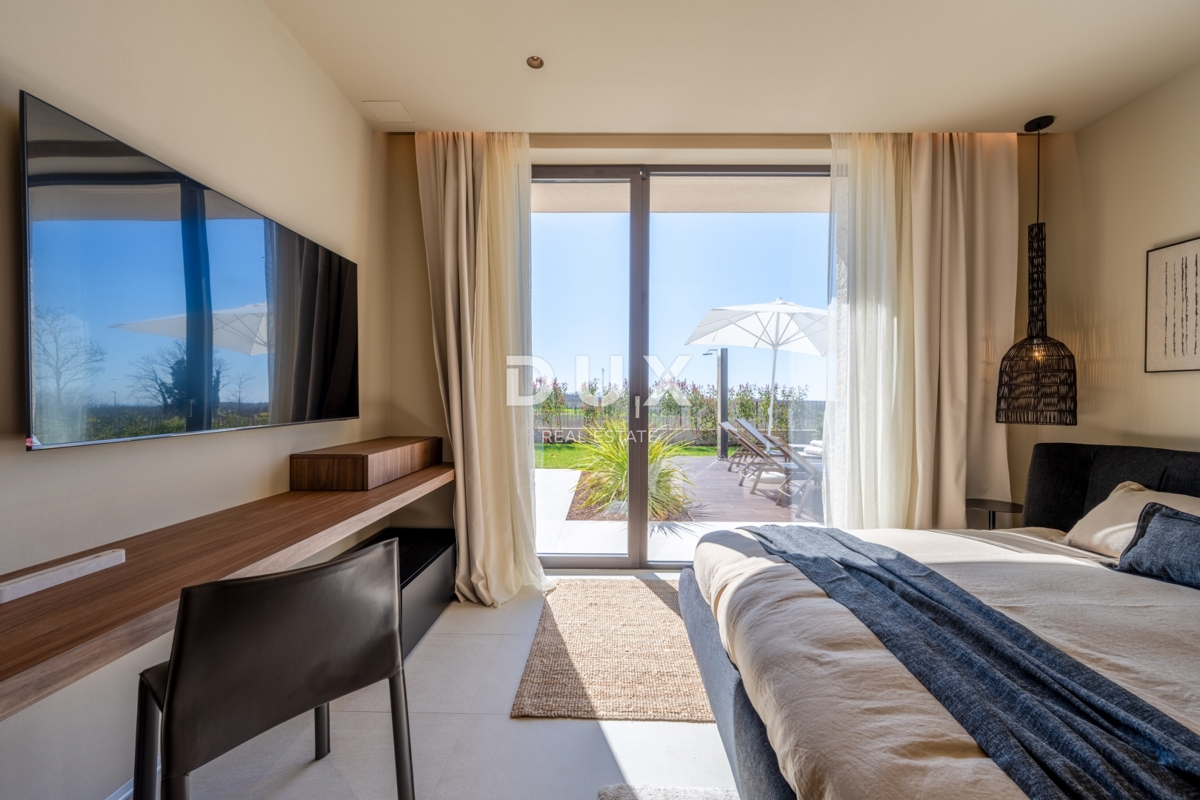 ISTRA, POREČ - Luksuzna hiša z bazenom na robu vasi