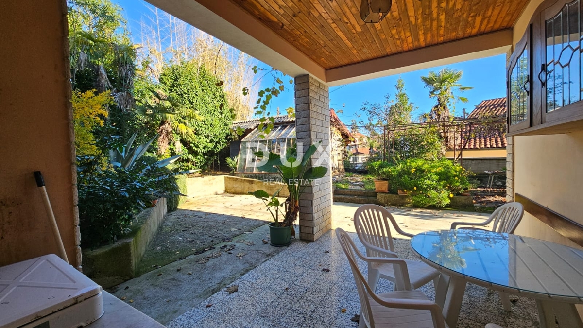 OPATIJA, LOVRAN - Hiša z dušo, med morjem in Učko, 170m2