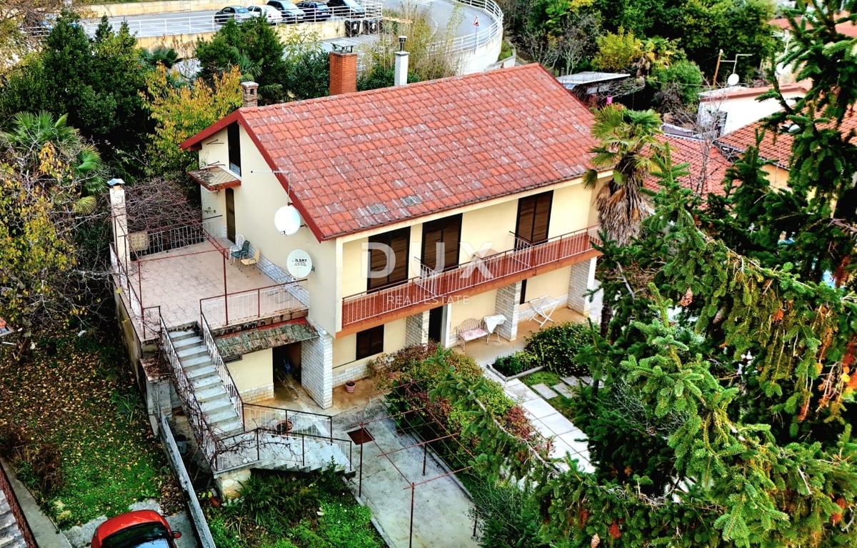 OPATIJA, LOVRAN - Hiša z dušo, med morjem in Učko, 170m2