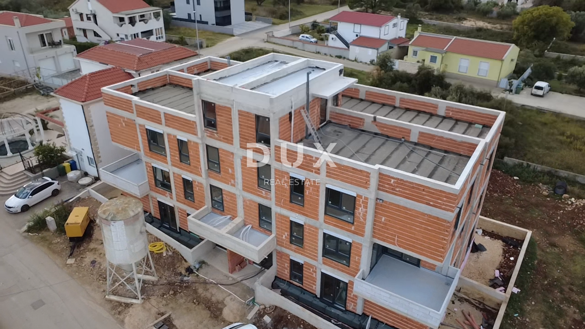 ZADAR, BIBINJE - Dvosobno stanovanje z vrtom na atraktivni lokaciji S1