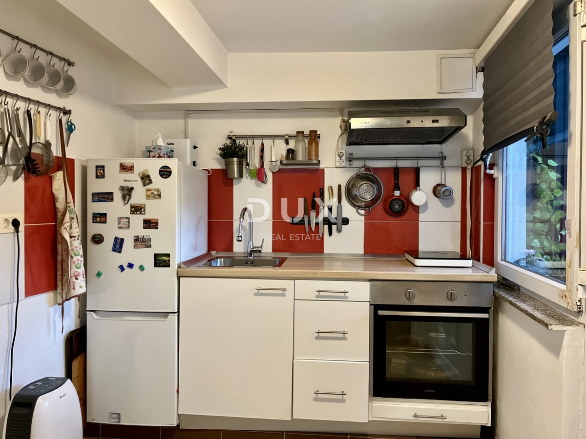 MATULJI - Očarljivo stanovanje na odlični lokaciji