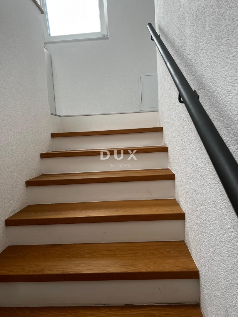 RIJEKA, ZAMET - novogradnja, dvonadstropna hiša z garažo in vrtom, znižana cena!