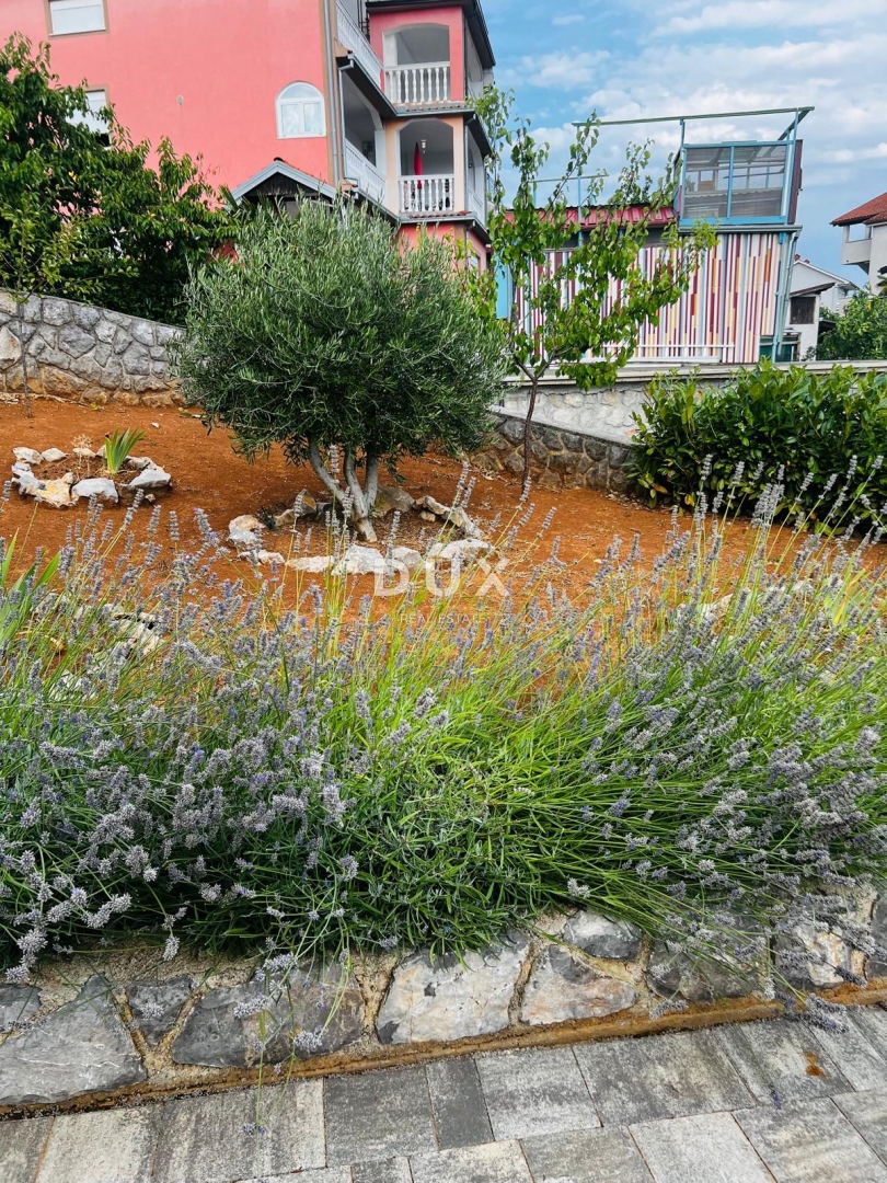 RIJEKA, ZAMET - novogradnja, dvonadstropna hiša z garažo in vrtom, znižana cena!