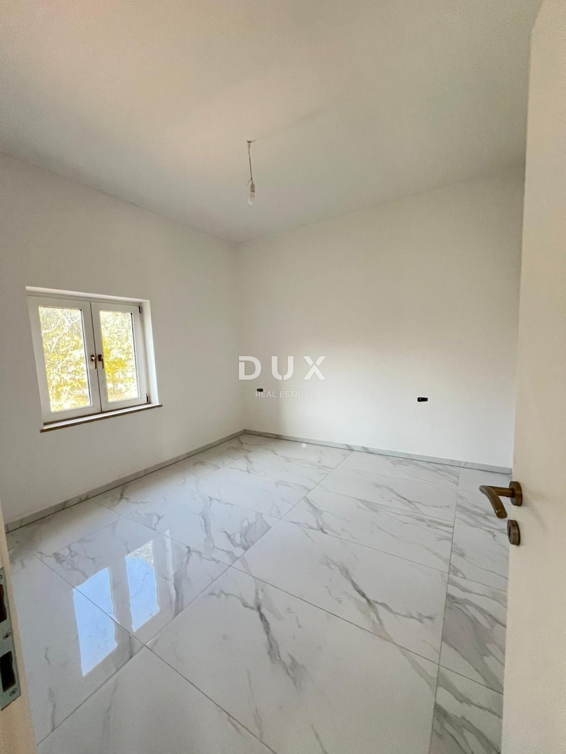 ISTRA, POREČ - Prostorno prenovljeno stanovanje z vrtom!