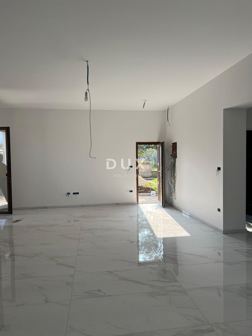 ISTRA, POREČ - Prostorno prenovljeno stanovanje z vrtom!