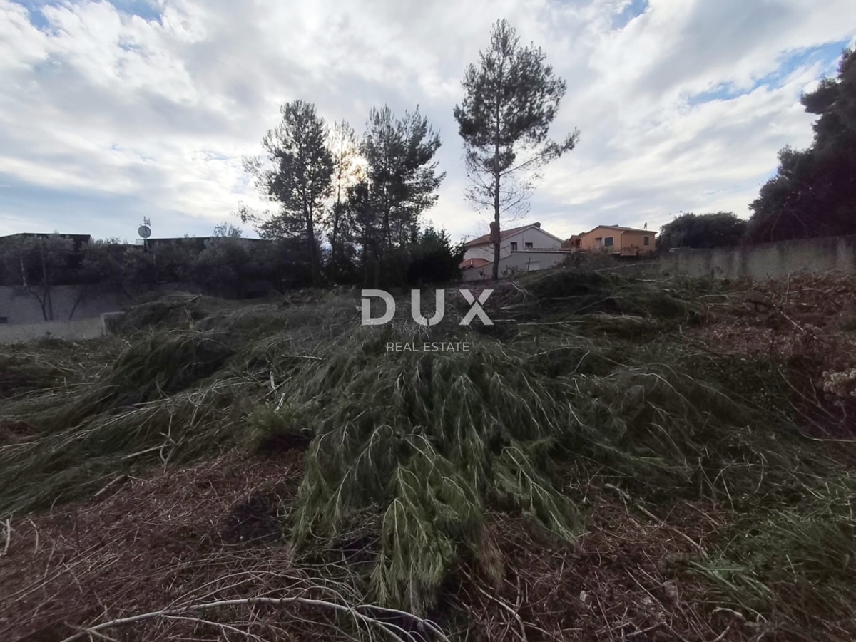 Zemljišče Medulin, 568m2