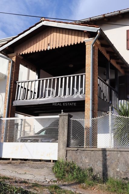 OPATIJA, POBRI - Vila iz leta 1886 s kamnitimi starinami