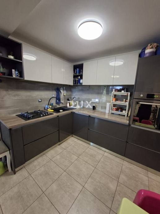 SVETA NEDELJA, ŽITARKA - Trisobno stanovanje s teraso in vrtom