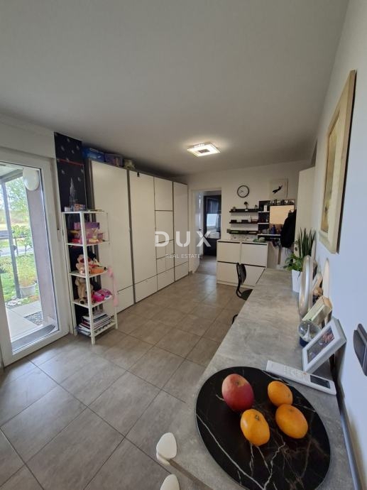 SVETA NEDELJA, ŽITARKA - Trisobno stanovanje s teraso in vrtom