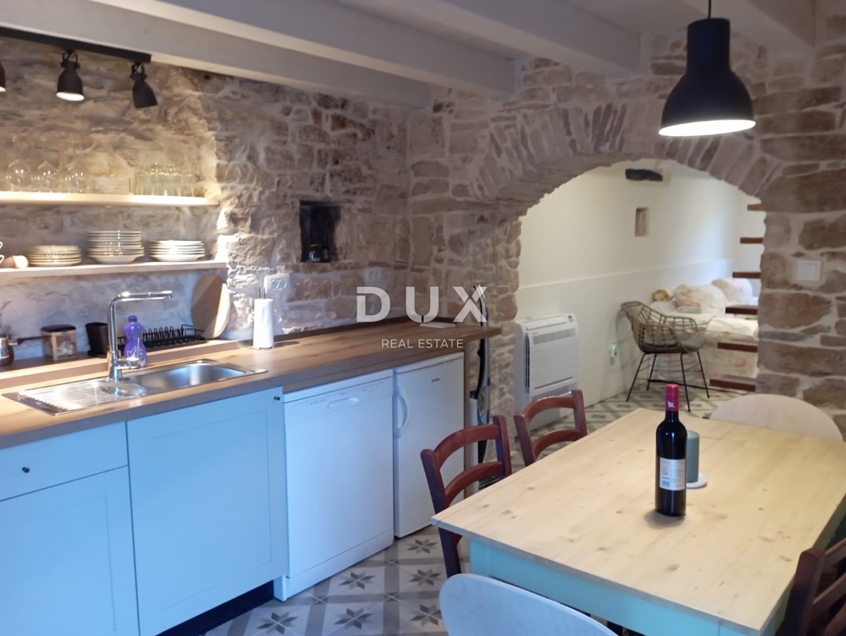 Hiša Svetvinčenat, 60m2