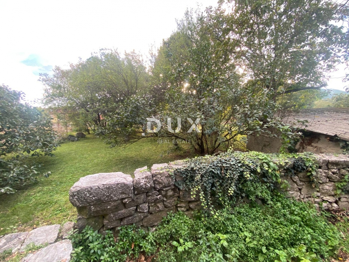 RIJEKA, KASTAV - samostojna hiša in dvoriščni objekt + 761 m2 vrta! PRILOŽNOST!