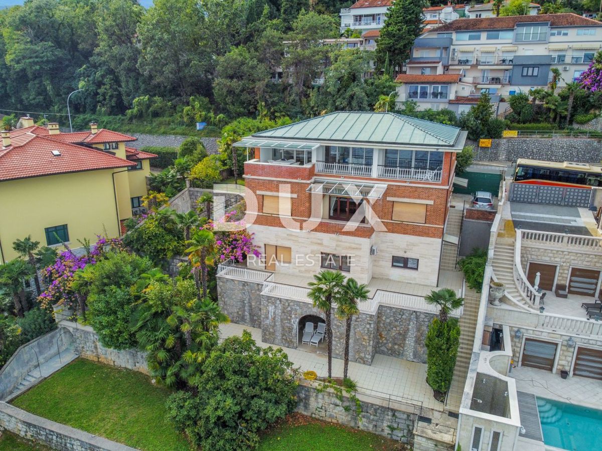 OPATIJA, CENTER - vila prva vrsta ob morju v bližini centra Opatije