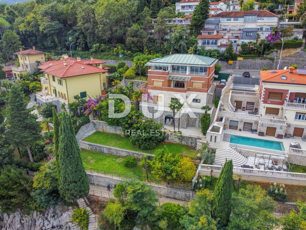 OPATIJA, CENTER - vila prva vrsta ob morju v bližini centra Opatije