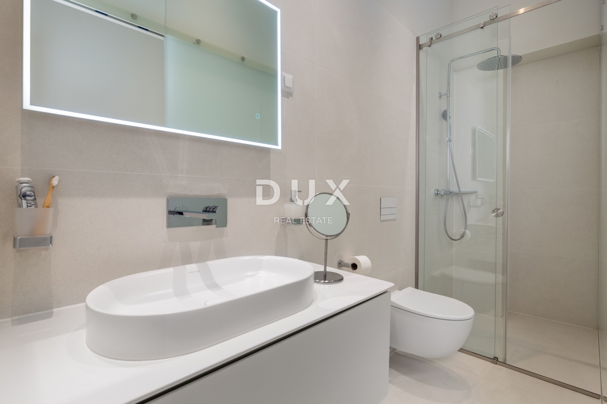 OPATIJA, CENTER - edinstveno stanovanje velikosti 90 m2, mojstrovina avstro-ogrske arhitekture v središču Opatije