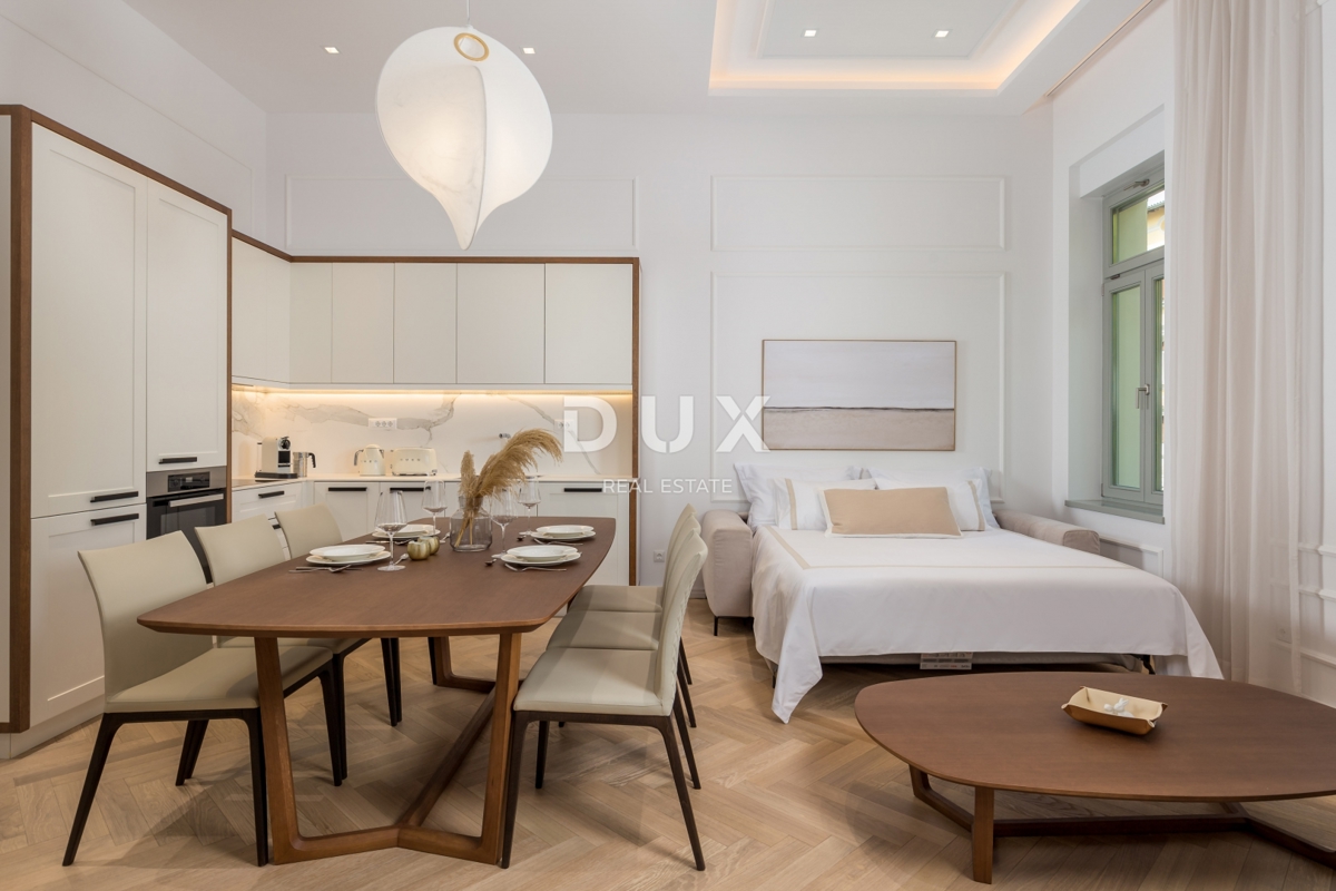 OPATIJA, CENTER - edinstveno stanovanje velikosti 90 m2, mojstrovina avstro-ogrske arhitekture v središču Opatije