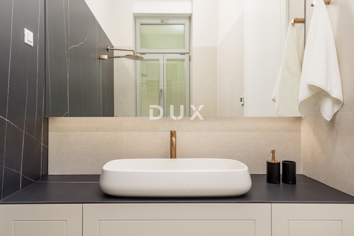 OPATIJA, CENTER - edinstveno stanovanje velikosti 90 m2, mojstrovina avstro-ogrske arhitekture v središču Opatije