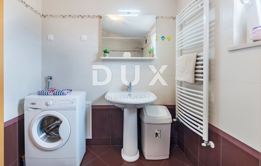 ISTRA, PULA, NOVA VERUDA - Dvoetažno stanovanje na iskani lokaciji