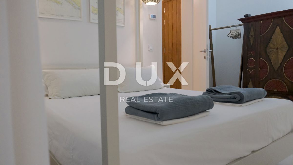 OTOK KRK, LINARDIĆI - Luksuzna moderna enonadstropna hiša z bazenom in pogledom na morje