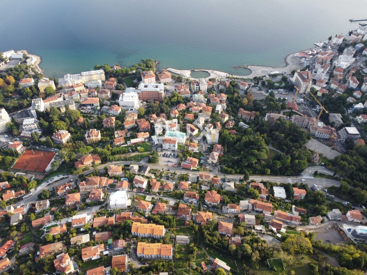 Opatija - Centar, Opatija, 800m2