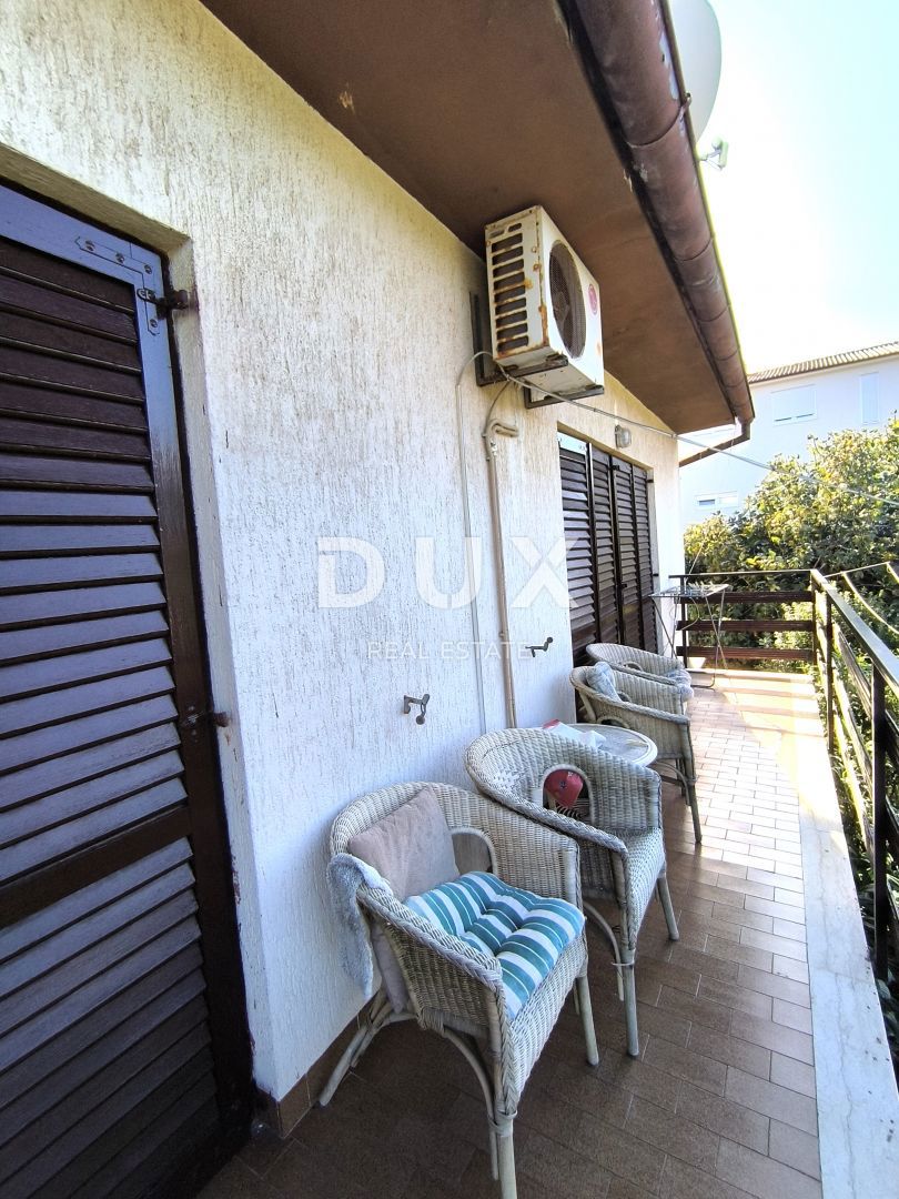 ISTRA, PULA - Dvostanovanjsko stanovanje z vrtom in garažo v bližini plaže