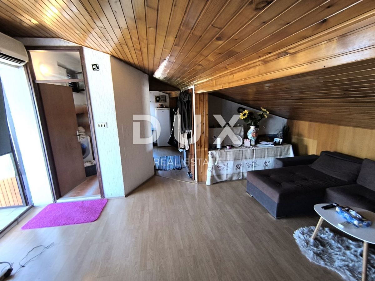 ISTRA, PULA - Dvostanovanjsko stanovanje z vrtom in garažo v bližini plaže