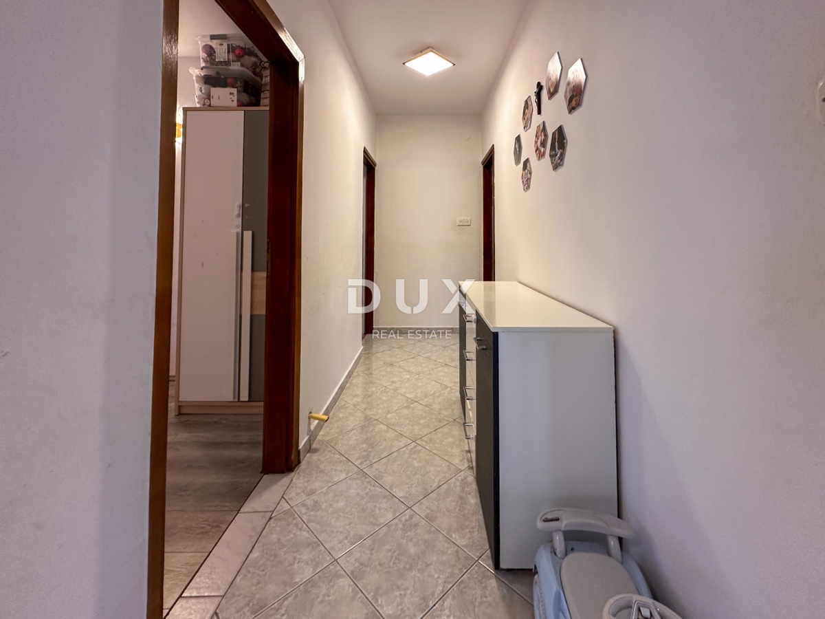 RIJEKA, KUKULJANOVO - opremljeno 3-sobno stanovanje + dnevna soba v pritličju s 356 m2 vrta