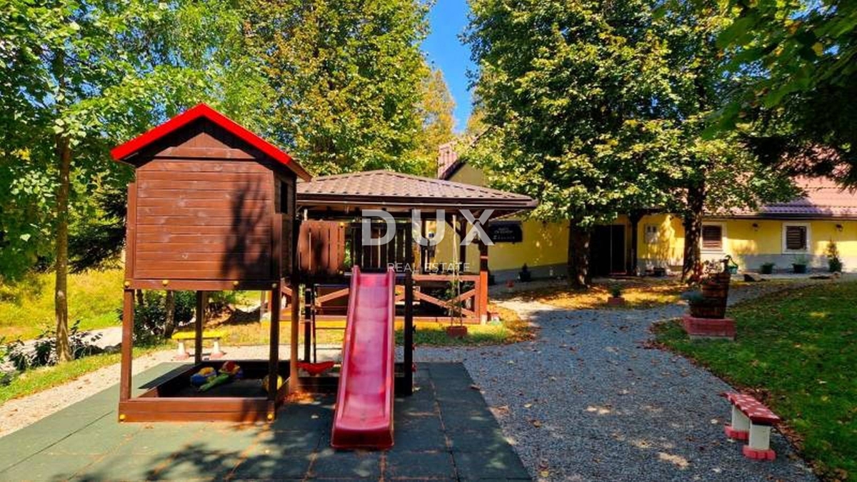 GORSKI KOTAR, VRATA - Topla gorska koča v osrčju narave, 260 m2