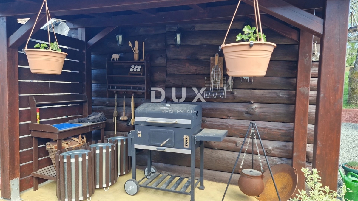 GORSKI KOTAR, VRATA - Topla gorska koča v osrčju narave, 260 m2