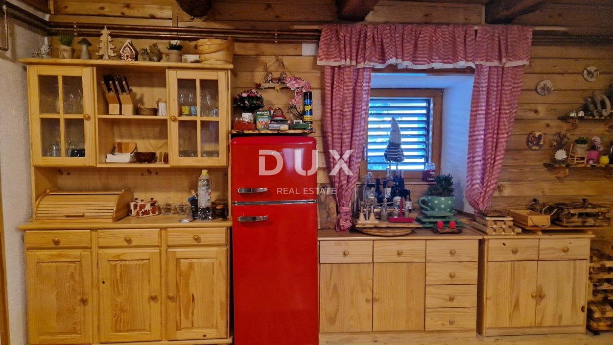 GORSKI KOTAR, VRATA - Topla gorska koča v osrčju narave, 260 m2