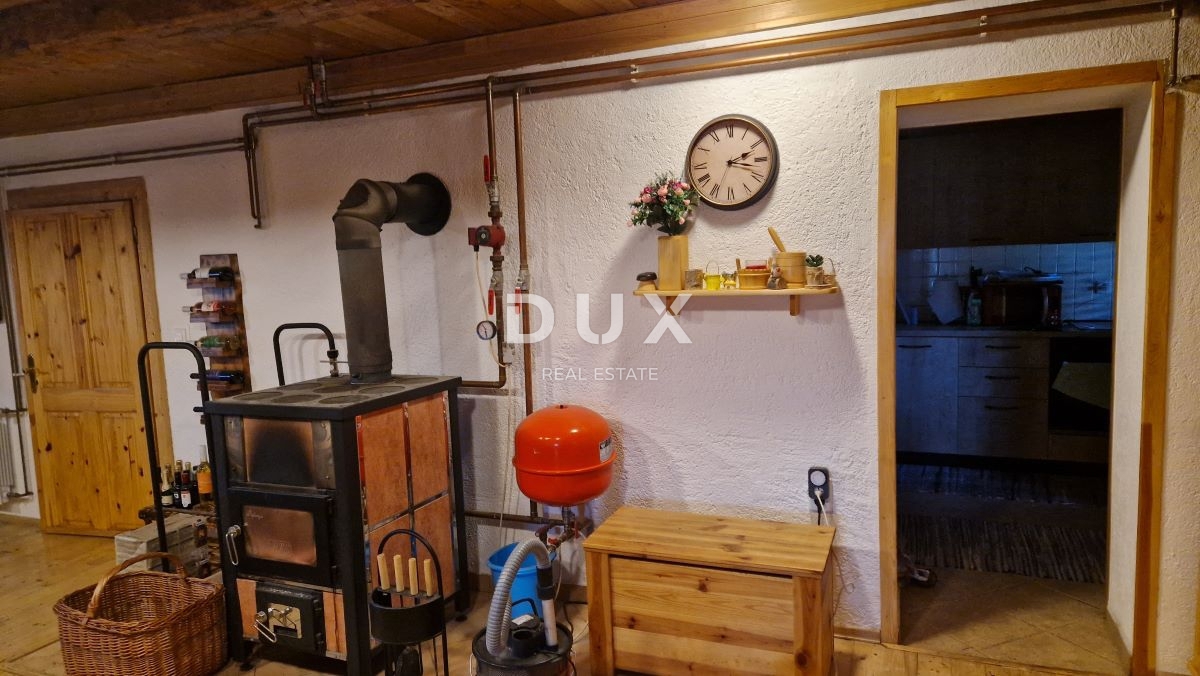 GORSKI KOTAR, VRATA - Topla gorska koča v osrčju narave, 260 m2