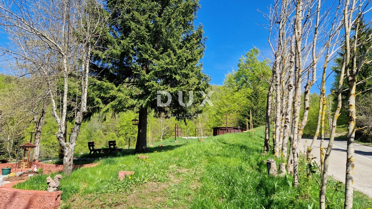 GORSKI KOTAR, VRATA - Topla gorska koča v osrčju narave, 260 m2