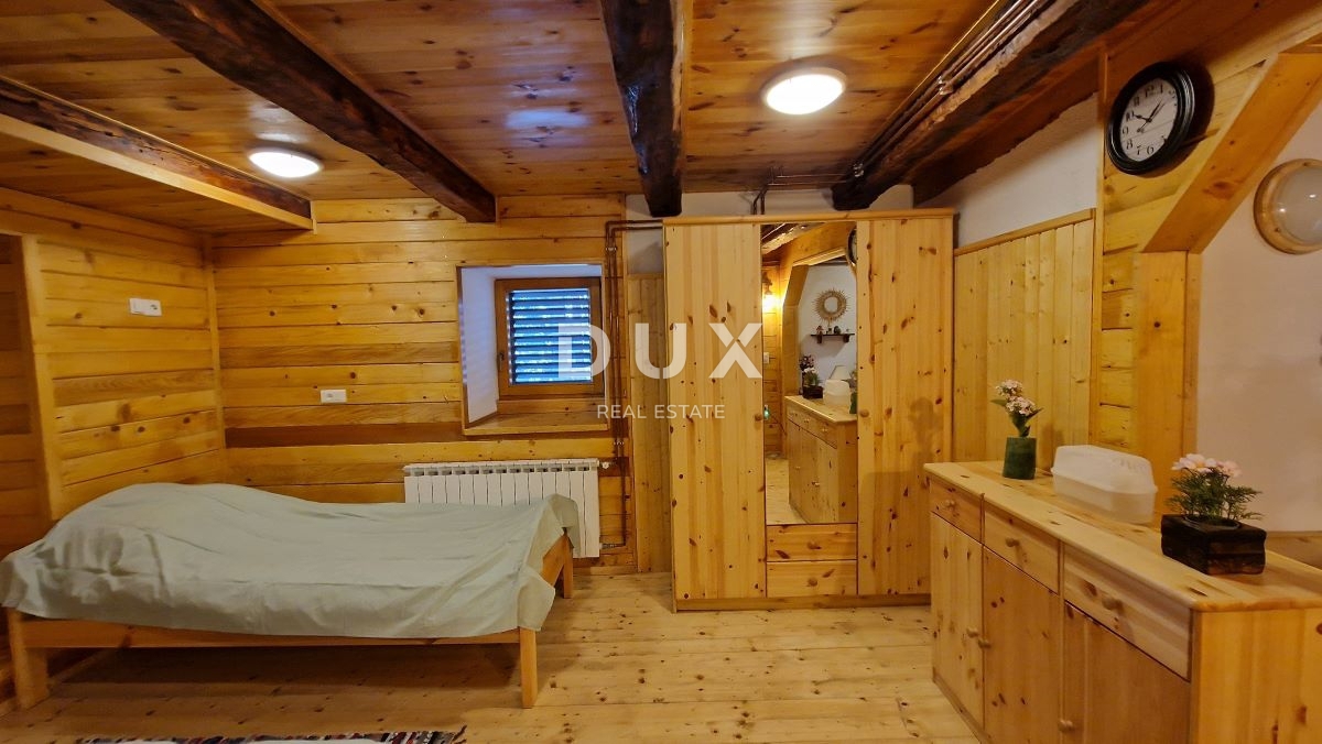 GORSKI KOTAR, VRATA - Topla gorska koča v osrčju narave, 260 m2