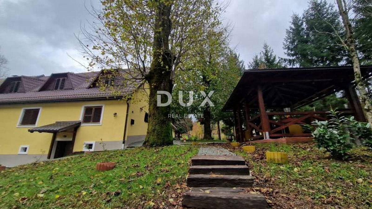 GORSKI KOTAR, VRATA - Topla gorska koča v osrčju narave, 260 m2