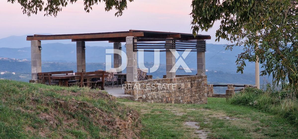 ISTRA, MOTOVUN - Veliko posestvo 170.000 m2, najlepši razgled v Istri - jezero Butoniga, Učka, Ćićarija, Motovun in Motovunski gozd tartufov!