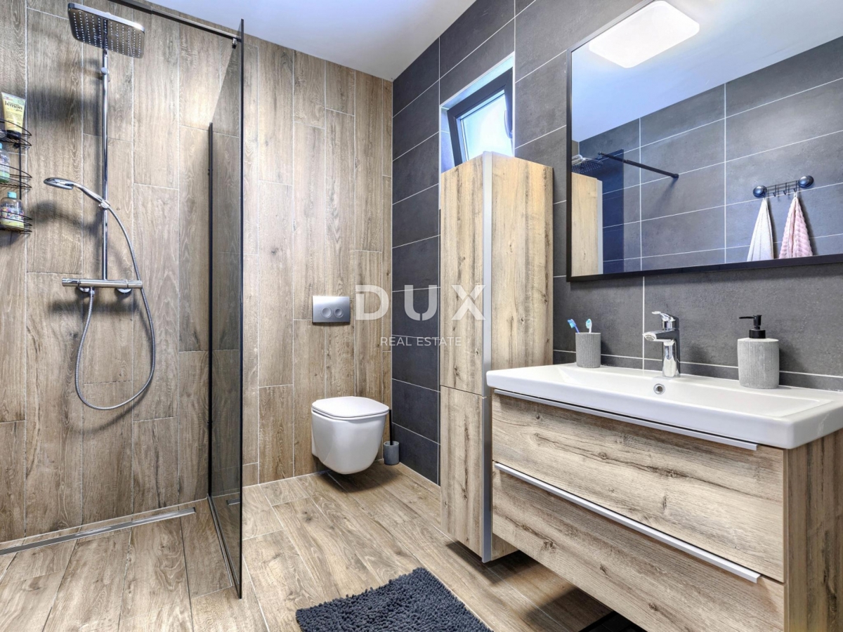 ISTRA, LABIN - Očarljiva hiša z bazenom v mirnem okolju