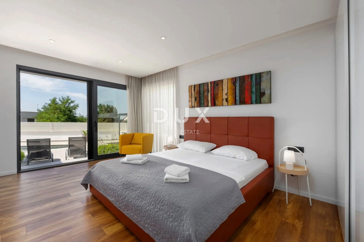 ISTRA, POREČ - Moderna hiša z bazenom