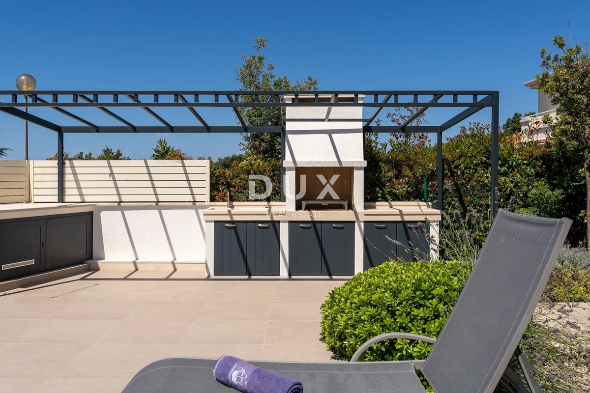 ISTRA, POREČ - Moderna hiša z bazenom