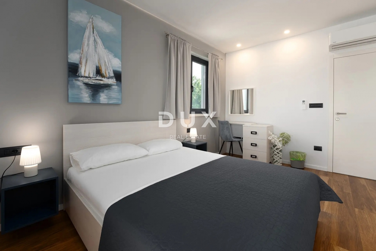 ISTRA, POREČ - Moderna hiša z bazenom