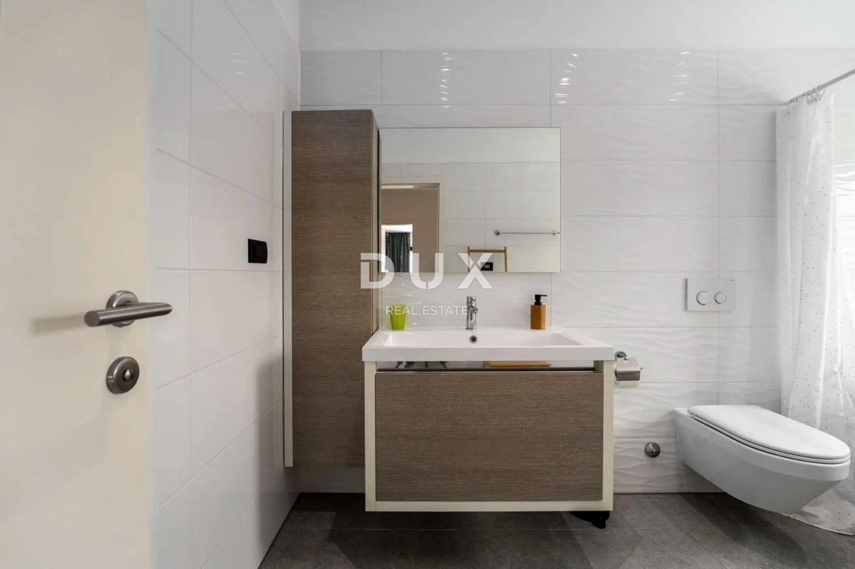 ISTRA, POREČ - Moderna hiša z bazenom