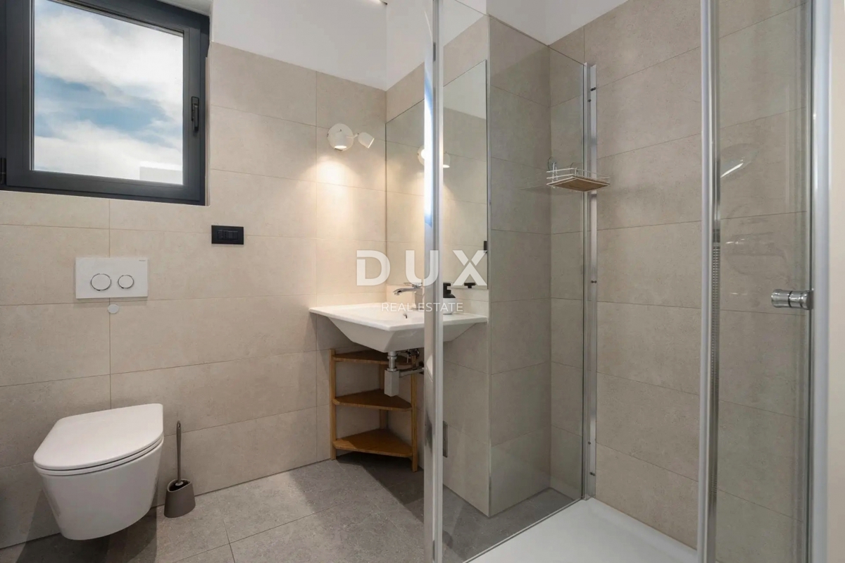 ISTRA, POREČ - Moderna hiša z bazenom