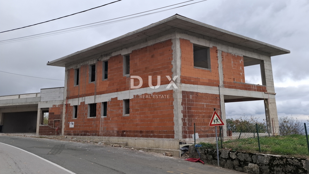 IČIĆI, POLJANE - stanovanje v novogradnji, 144m2, visoko pritličje, dnevna soba + 3 spalnice s pogledom na morje + 50m2 okolice