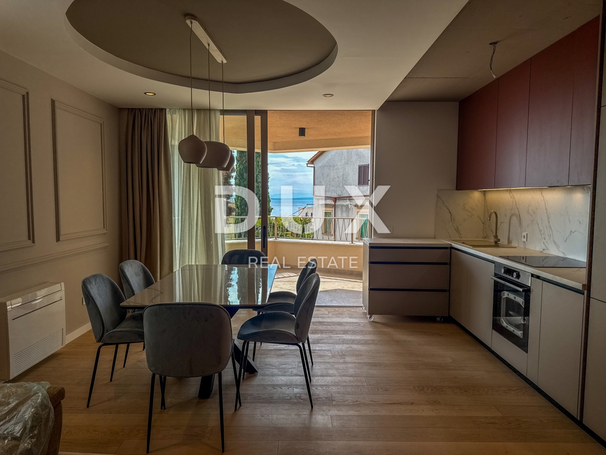 OPATIJA, CENTER - večje stanovanje v luksuzni novogradnji z razgledom in garažo, le 200m od Lungomare