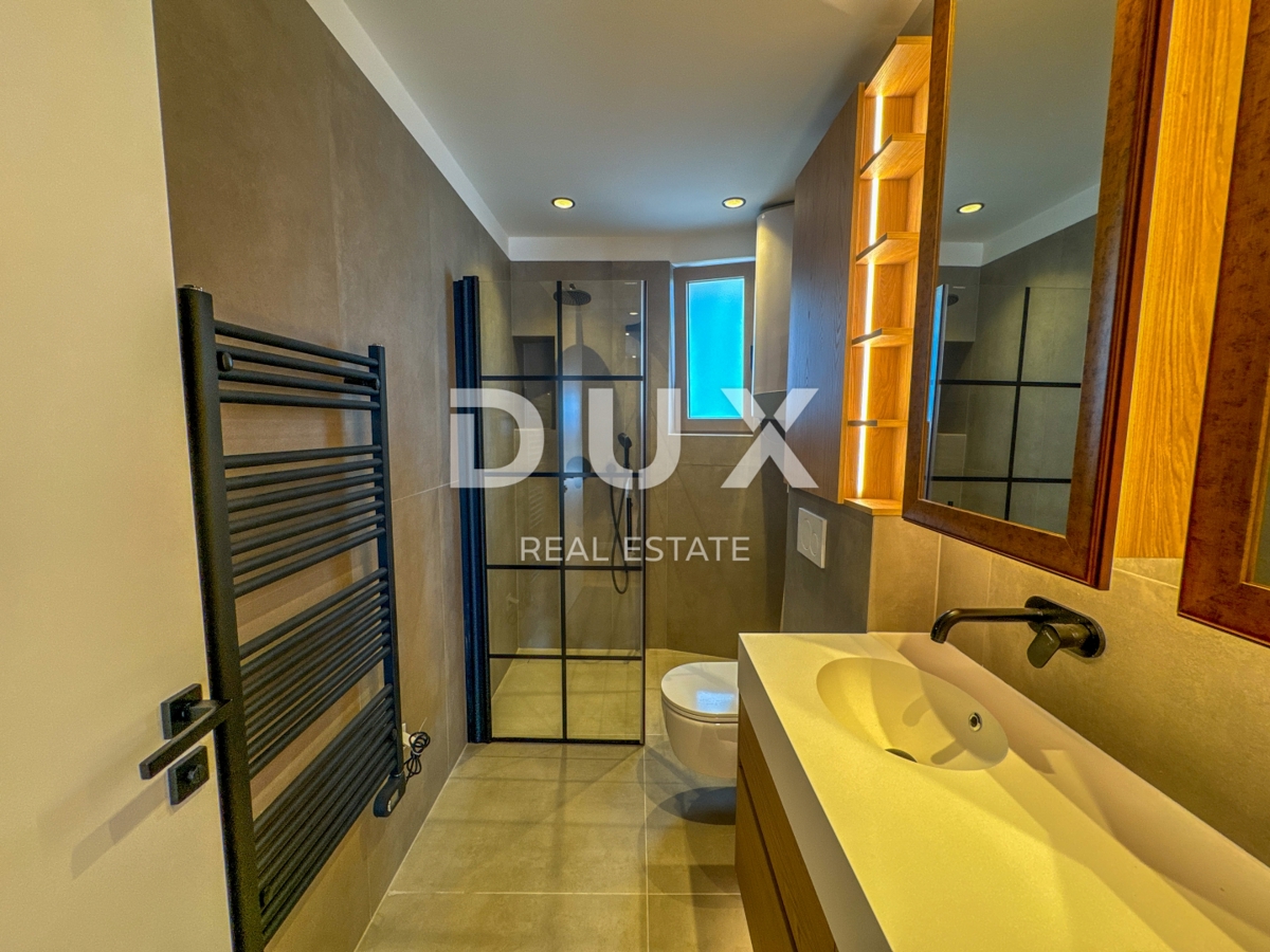 OPATIJA, CENTER - večje stanovanje v luksuzni novogradnji z razgledom in garažo, le 200m od Lungomare