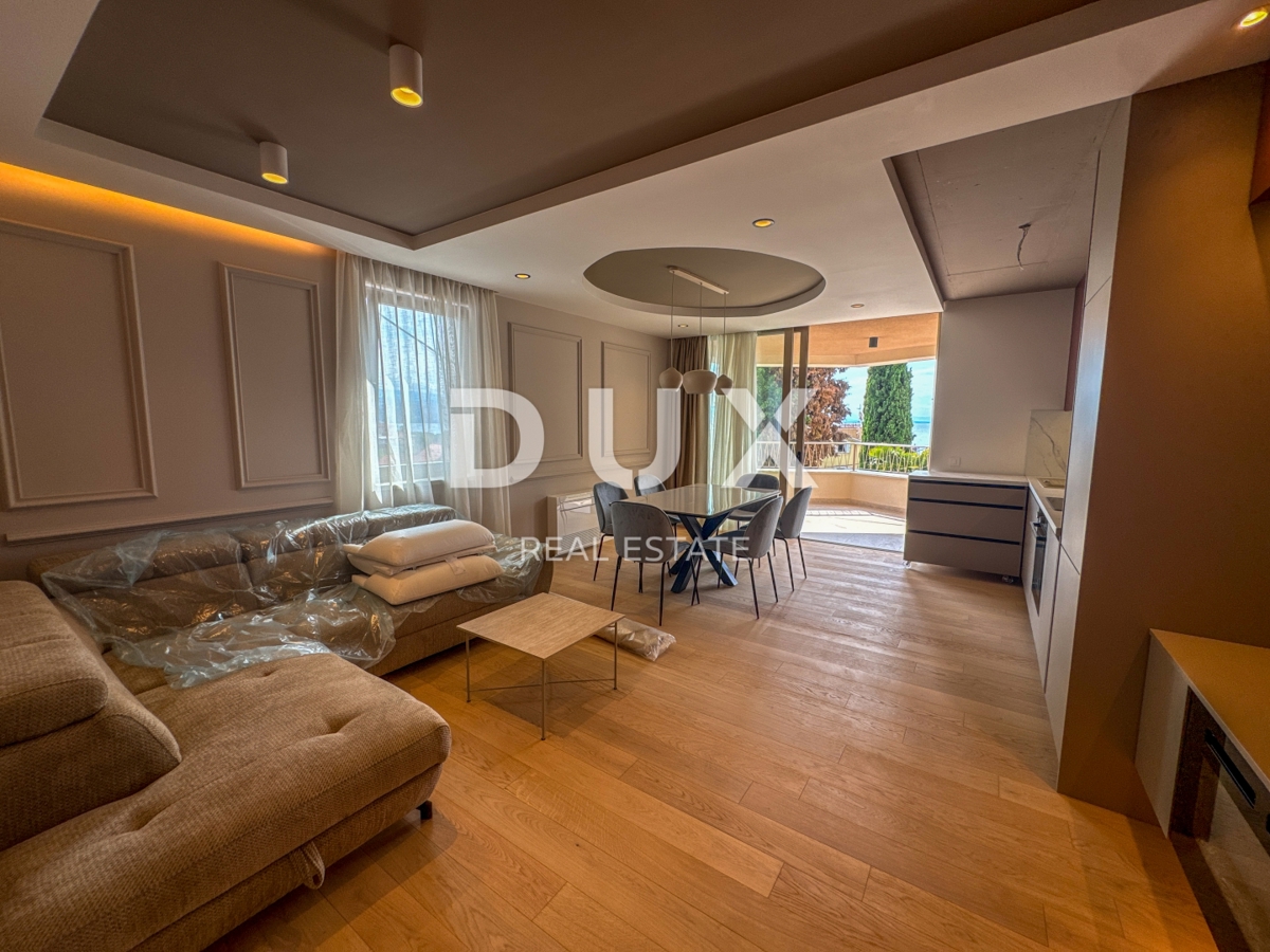 OPATIJA, CENTER - večje stanovanje v luksuzni novogradnji z razgledom in garažo, le 200m od Lungomare