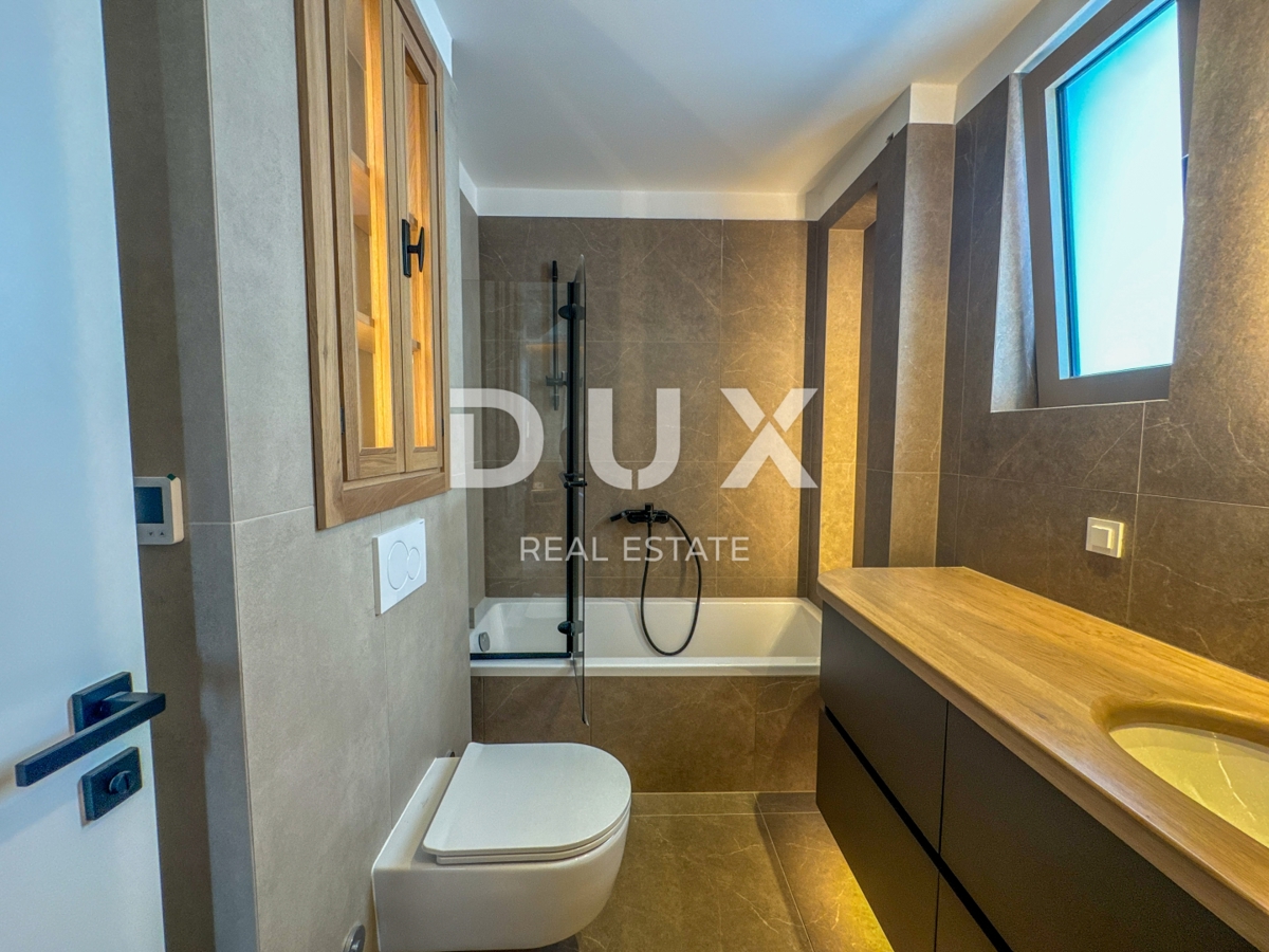 OPATIJA, CENTER - večje stanovanje v luksuzni novogradnji z razgledom in garažo, le 200m od Lungomare