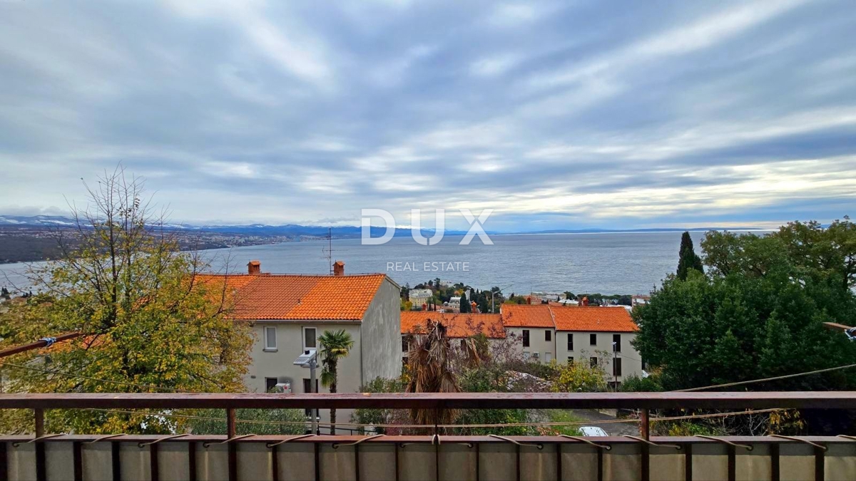 OPATIJA, CENTER - Stanovanje z razgledom, nekaj minut do centra, 65m2