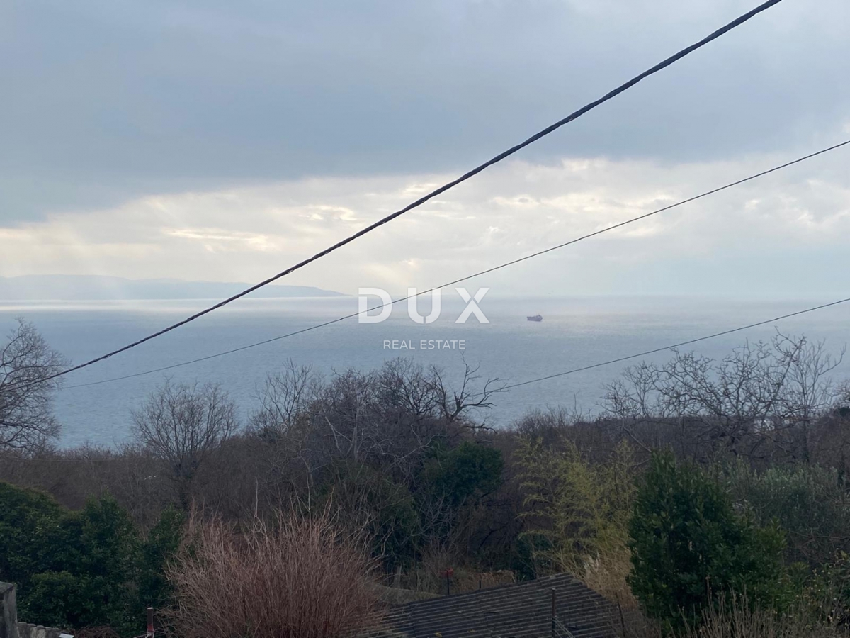 RIJEKA, KOSTRENA - samostojna hiša + vrt s parkiriščem in pogledom na morje! PRILOŽNOST!